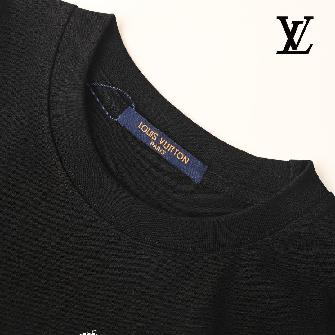 Louis Vuitton Men's Black Giant Monogram T-Shirt