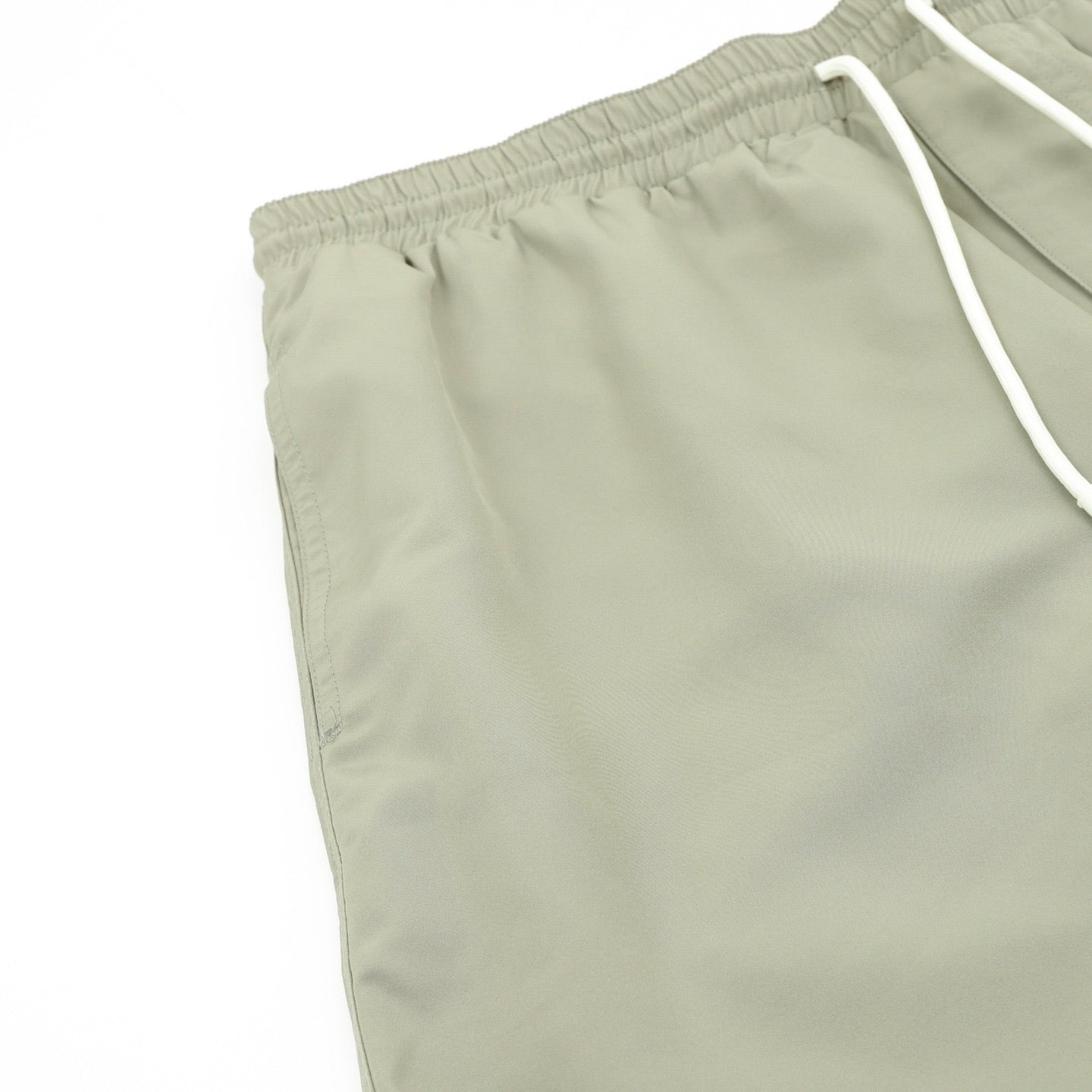 Brunello Cucinelli Small Logo Embroidered Beach Shorts