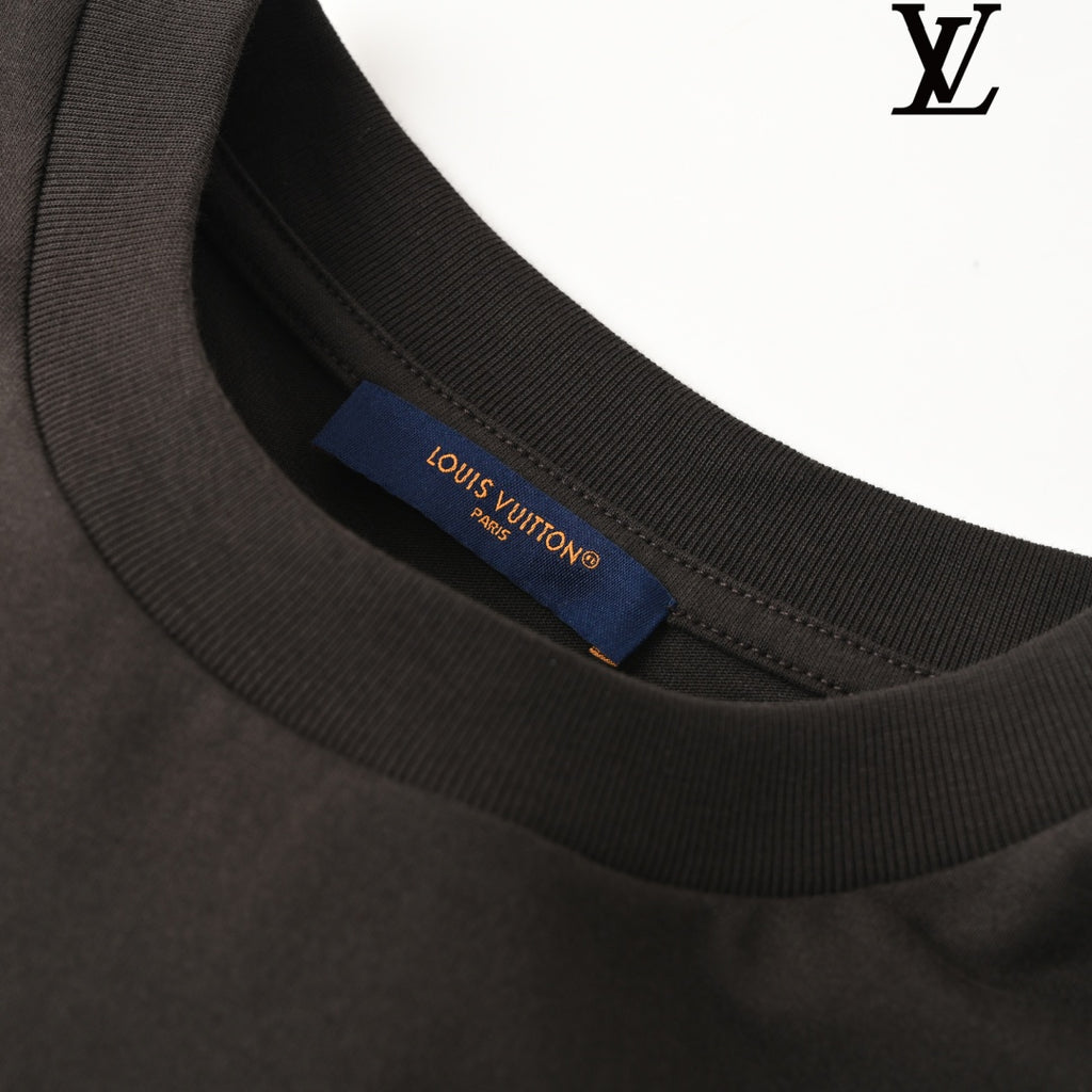 Louis Vuitton Men's Dark Grey Logo Short Sleeve T-Shirt