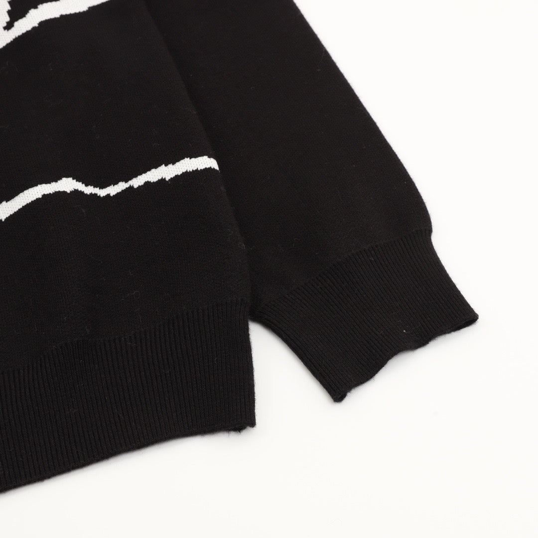 Burberry Women's Men's Black Abstract Equestrian Knight Crewneck Sweater