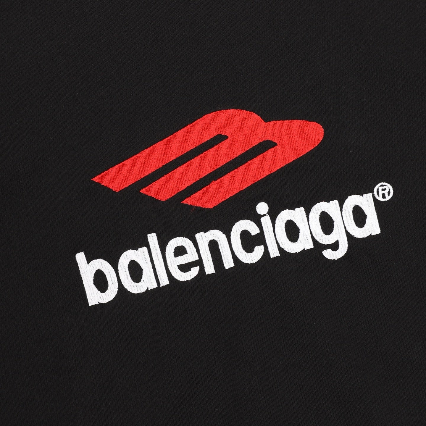 Balenciaga Classic 3M Reflective B Logo Embroidered Crewneck Long Sleeve T-Shirt | Black
