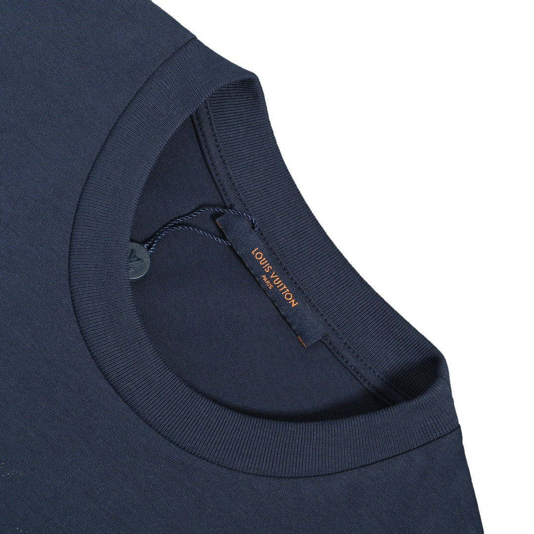 Louis Vuitton Gradient Monogram Print Short-Sleeve T-Shirt in Navy Blue