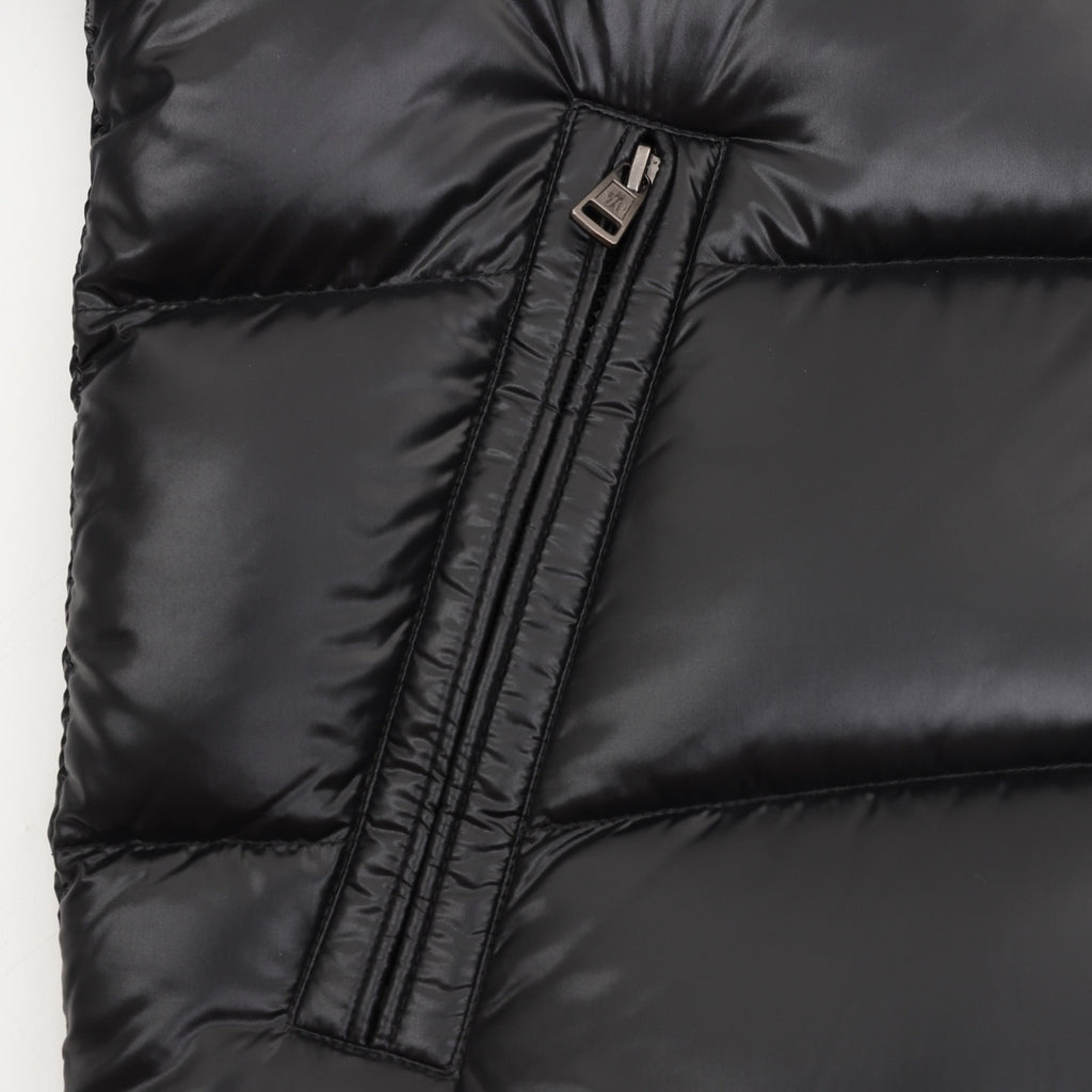Moncler Women's / Men's Quilted Hooded Down Puffer Jacket in Light Grey