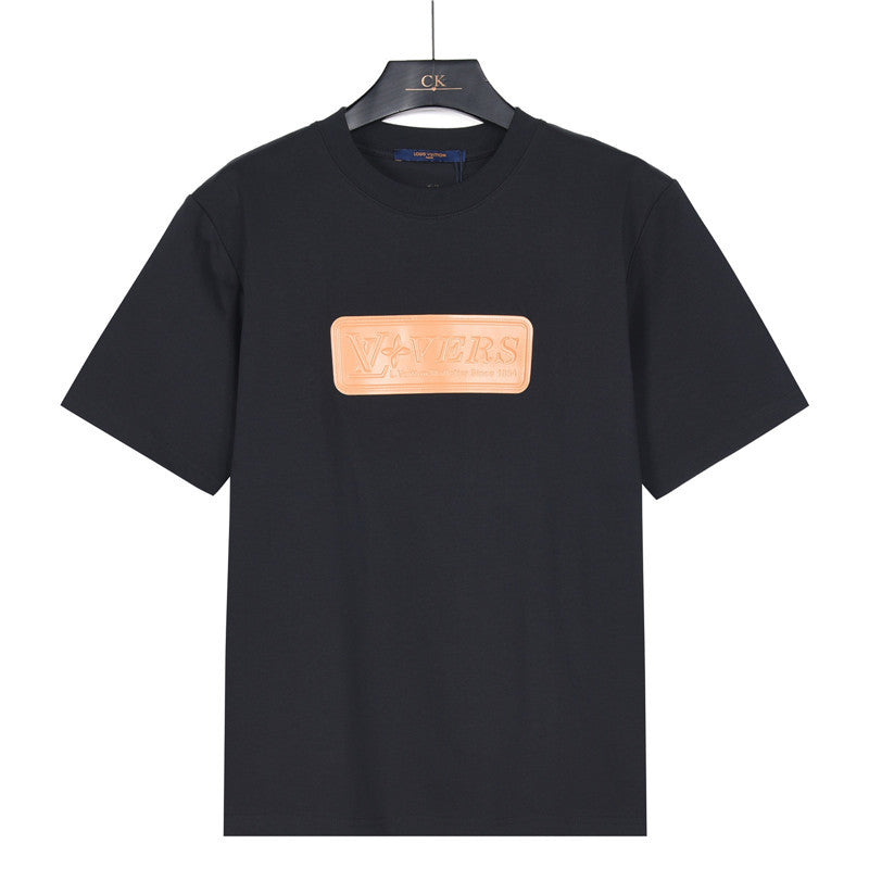 Louis Vuitton Copper Plate Logo Print Short-Sleeve T-Shirt in Black