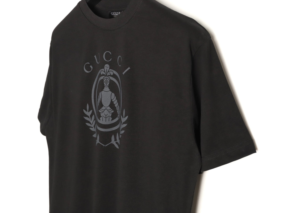 Gucci Knight Crest Print Short-Sleeve T-Shirt in Black