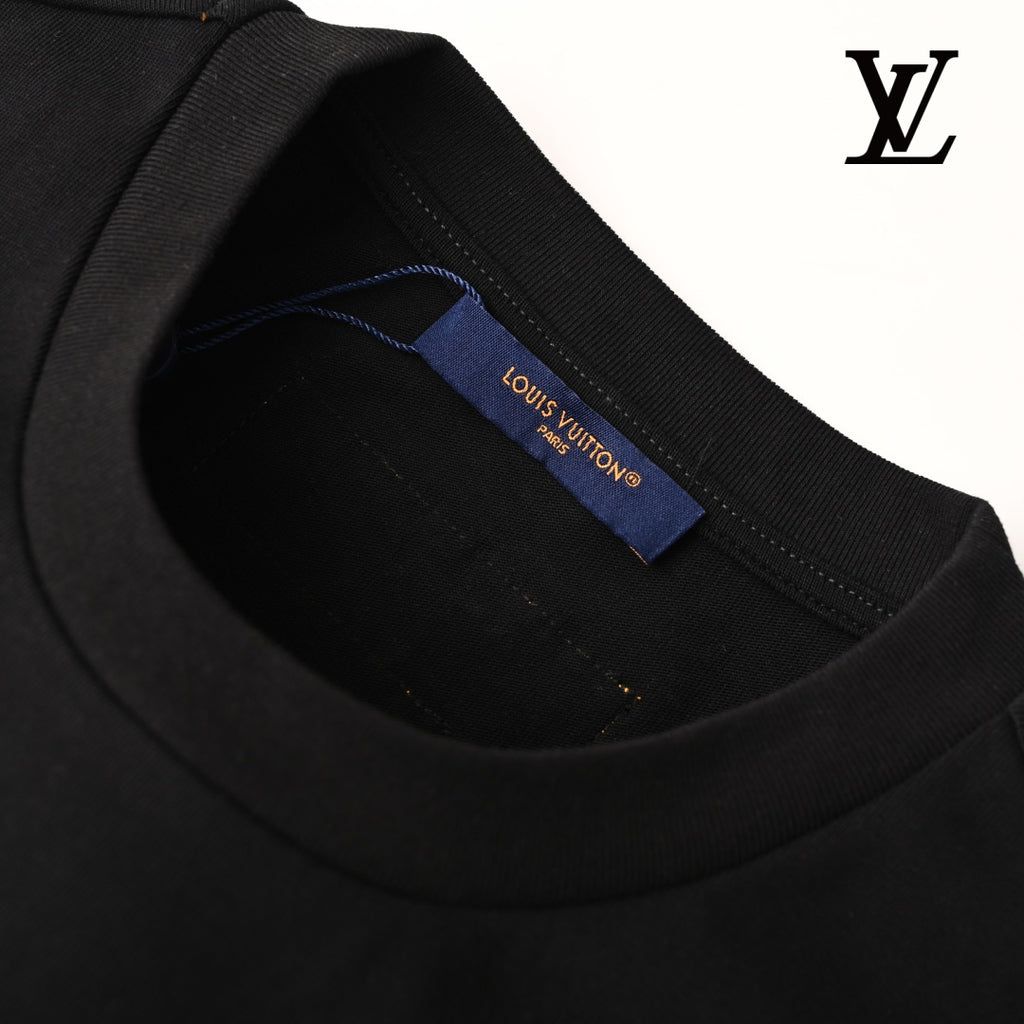 Louis Vuitton Men's Black Back Tag T-Shirt