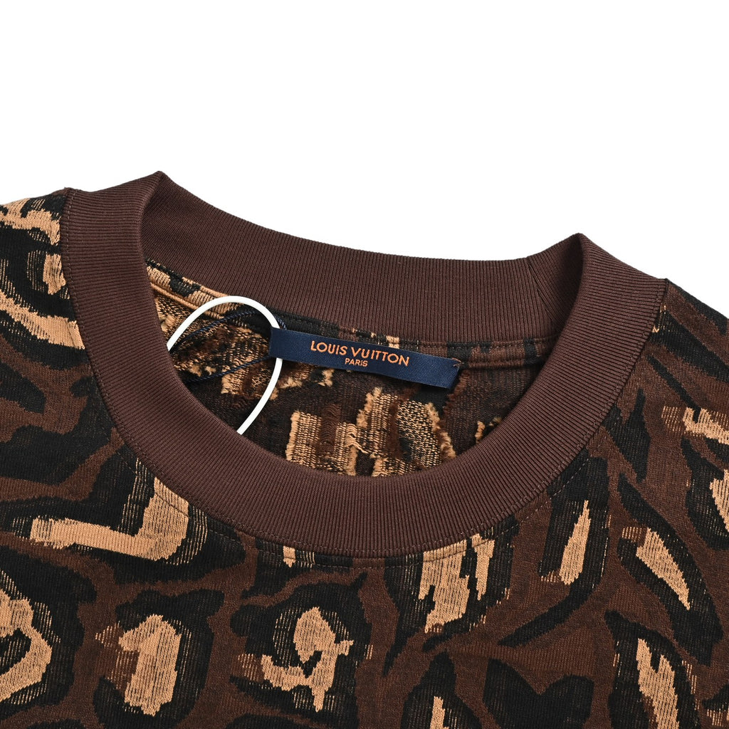 Louis Vuitton Tiger Stripe Monogram Print Short-Sleeve T-Shirt in Brown