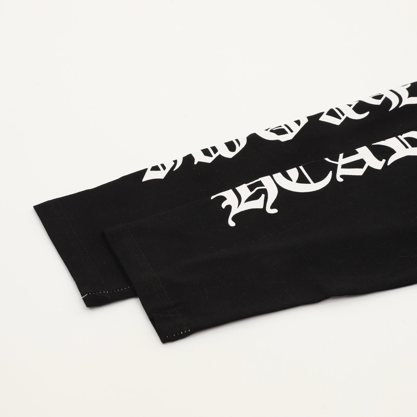 Chrome Hearts 25FW Black Label Raglan Baseball Long Sleeve T-Shirt | White Blue Gothic Print