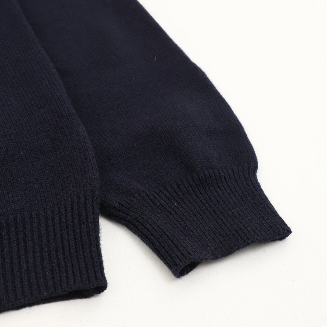Gucci Women's Men's Navy Script Logo Crewneck Knit Sweater
