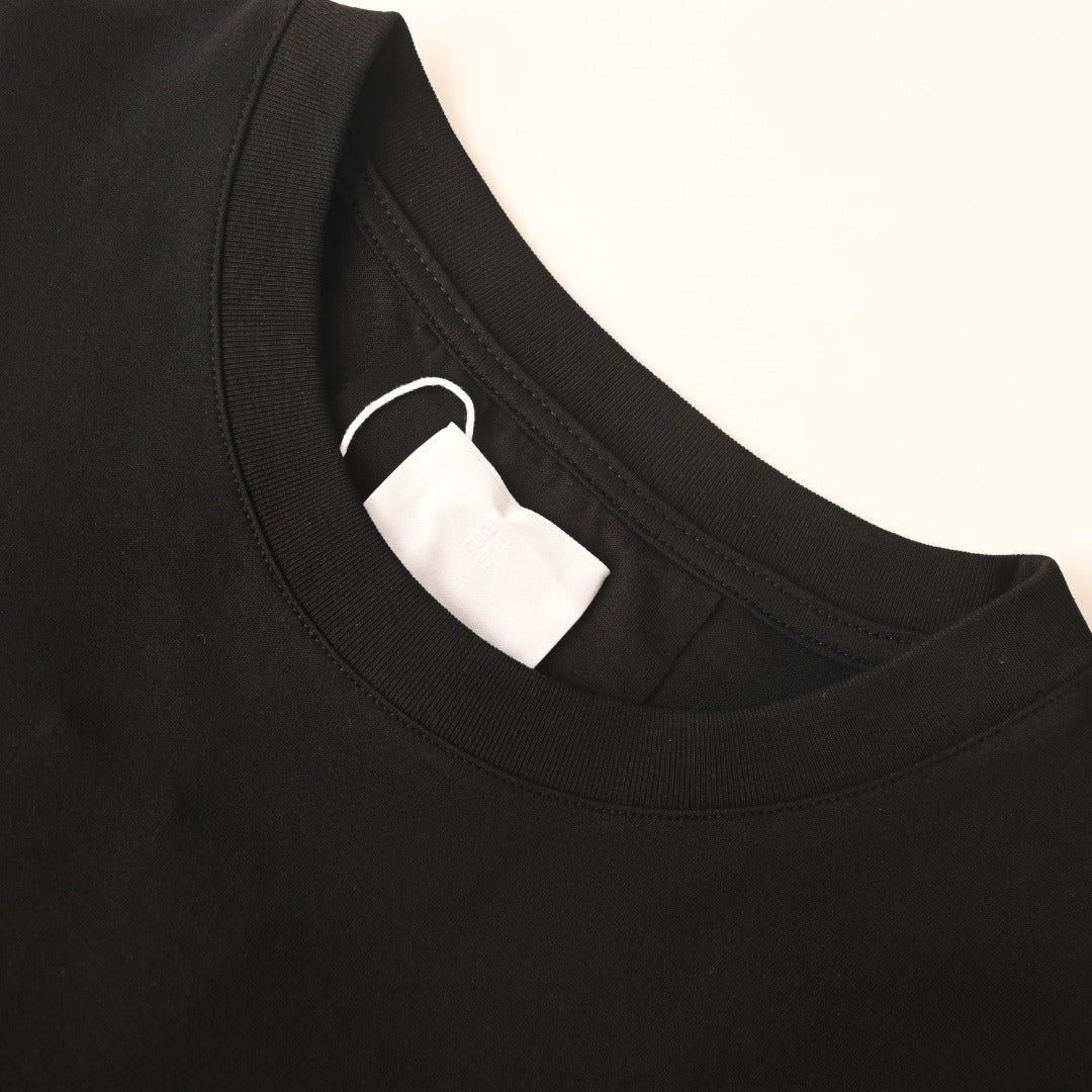 Givenchy Classic Logo Short-Sleeve T-Shirt in Black