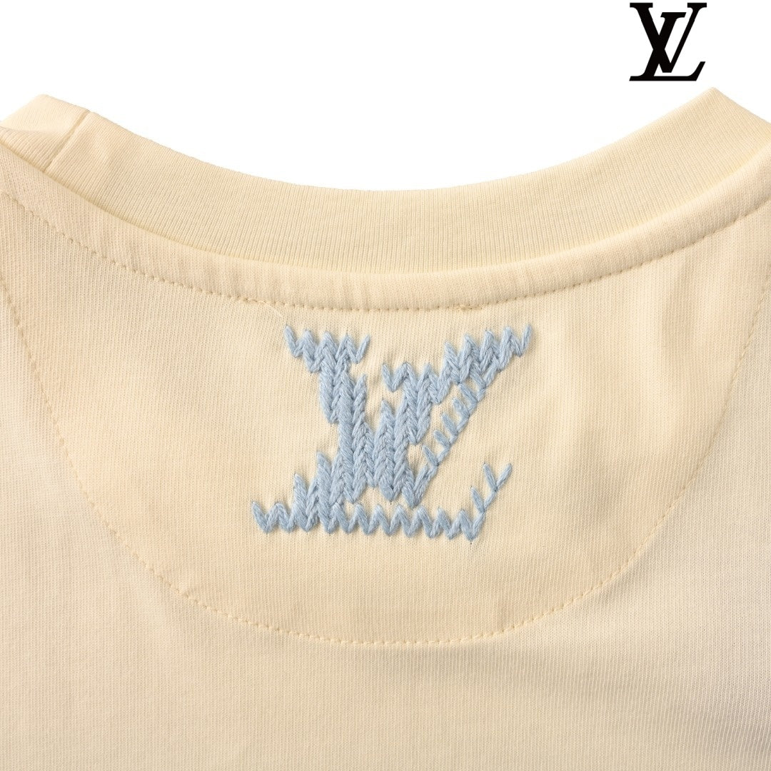 Louis Vuitton Men's Cream Short Sleeve T-Shirt