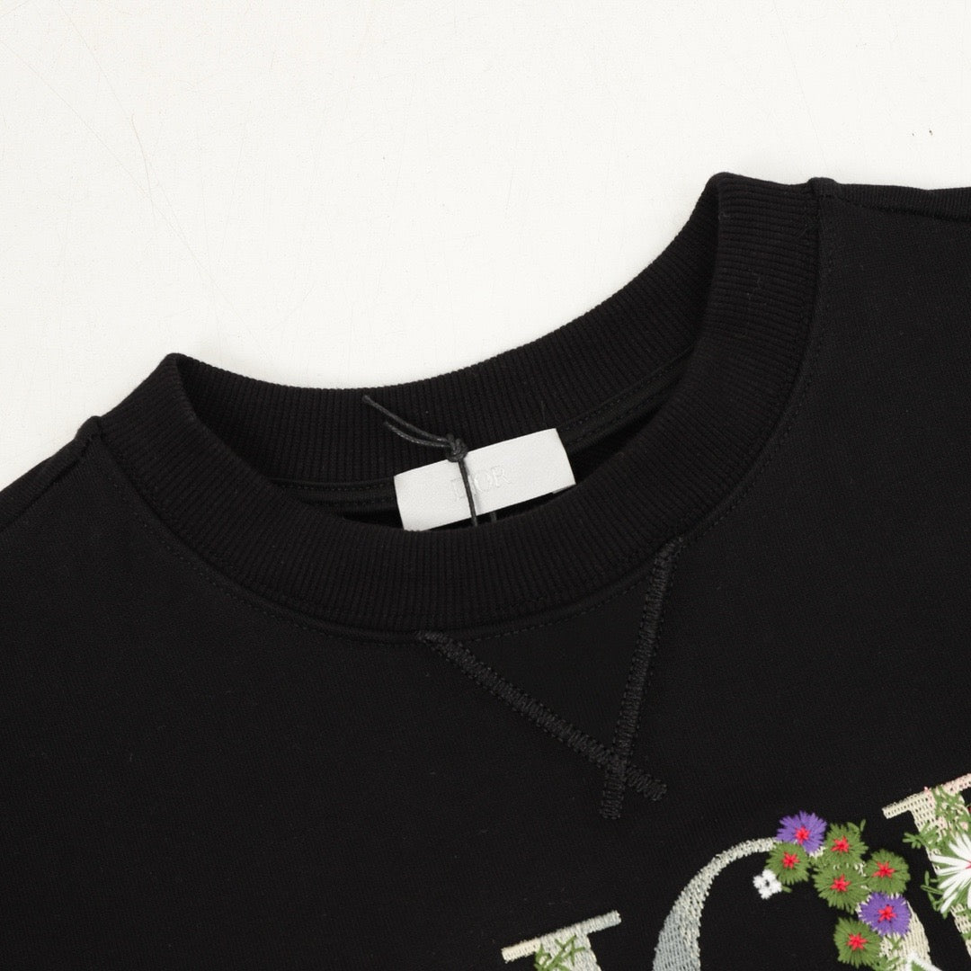 Dior Women's & Men's Black Floral Embroidered Logo Crewneck Sweatshirt