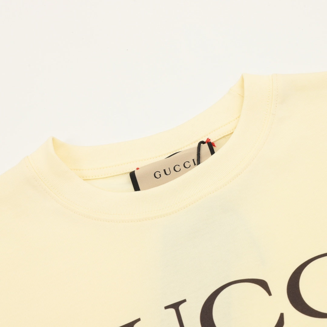 Gucci Men's Light Yellow Cartoon Cats Print Short-Sleeve T-Shirt