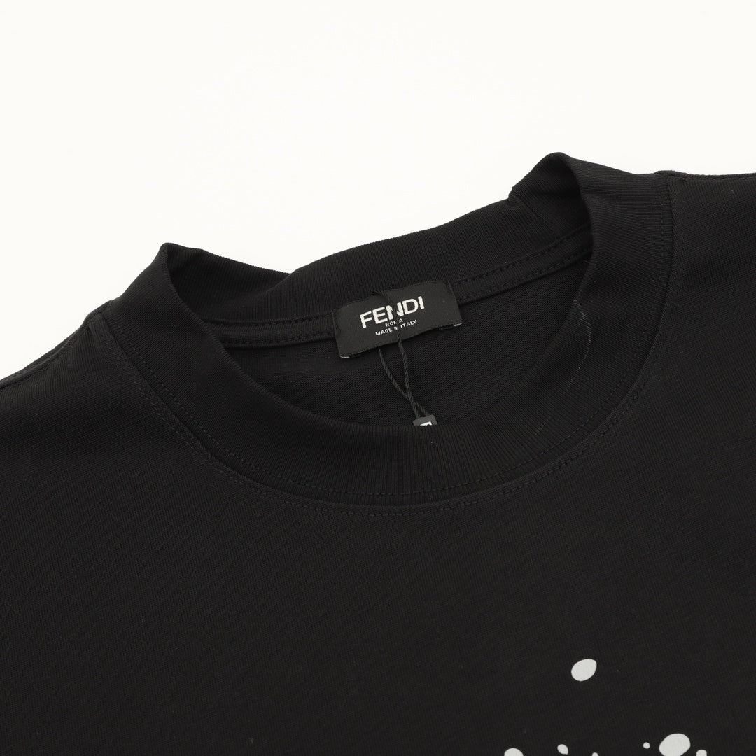 Fendi FF Monster Eyes Splash Print Short-Sleeve T-Shirt in Black